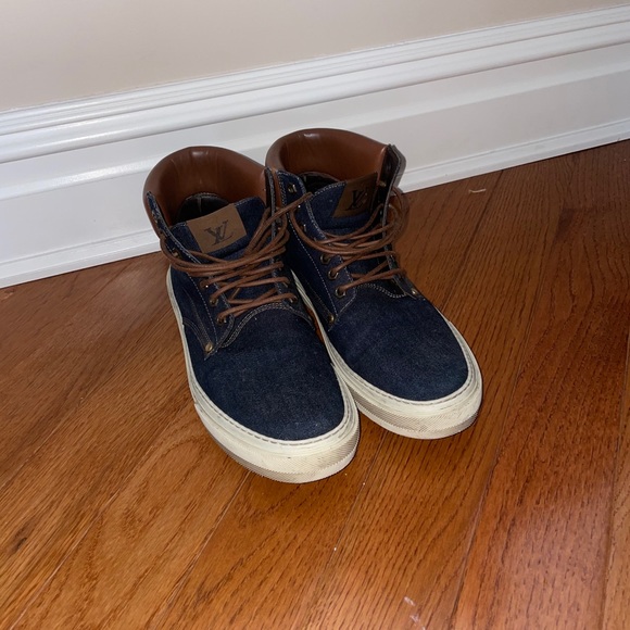 AUTHENTIC Louis Vuitton Mens Denim Sneakers - Picture 3 of 12